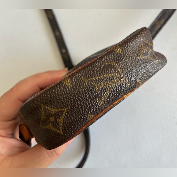 Unisex Louis Vuitton Mini Danube In monogram - Picture 7 of 16